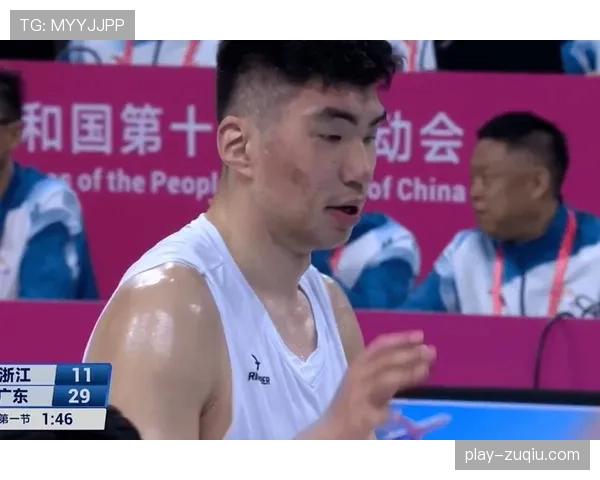 浙江队余嘉豪选择海外历练 年轻中锋寻求技术突破